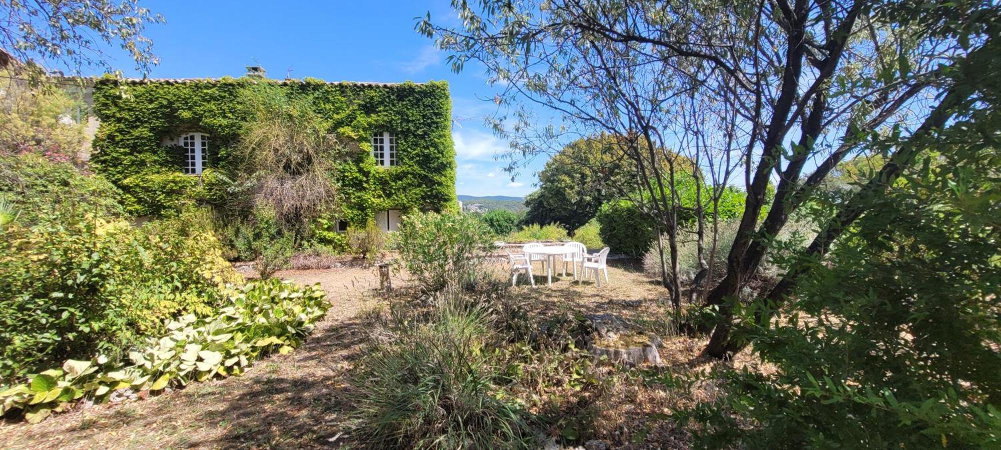 Le Domaine Du Soulier -Gite Et Chambres D'Hotes - La Maison Du Gardien Tornac 外观 照片