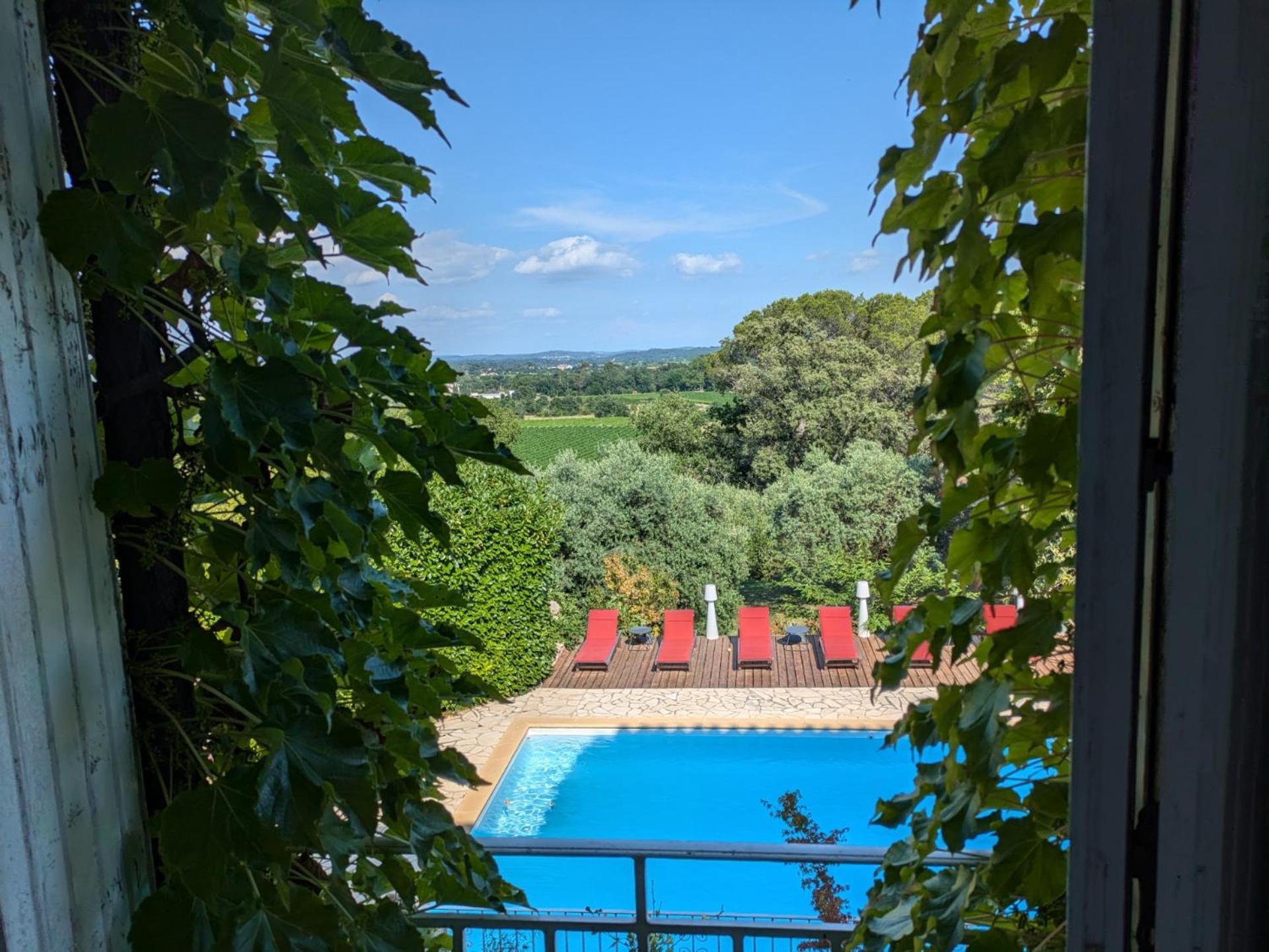 Le Domaine Du Soulier -Gite Et Chambres D'Hotes - La Maison Du Gardien Tornac 外观 照片