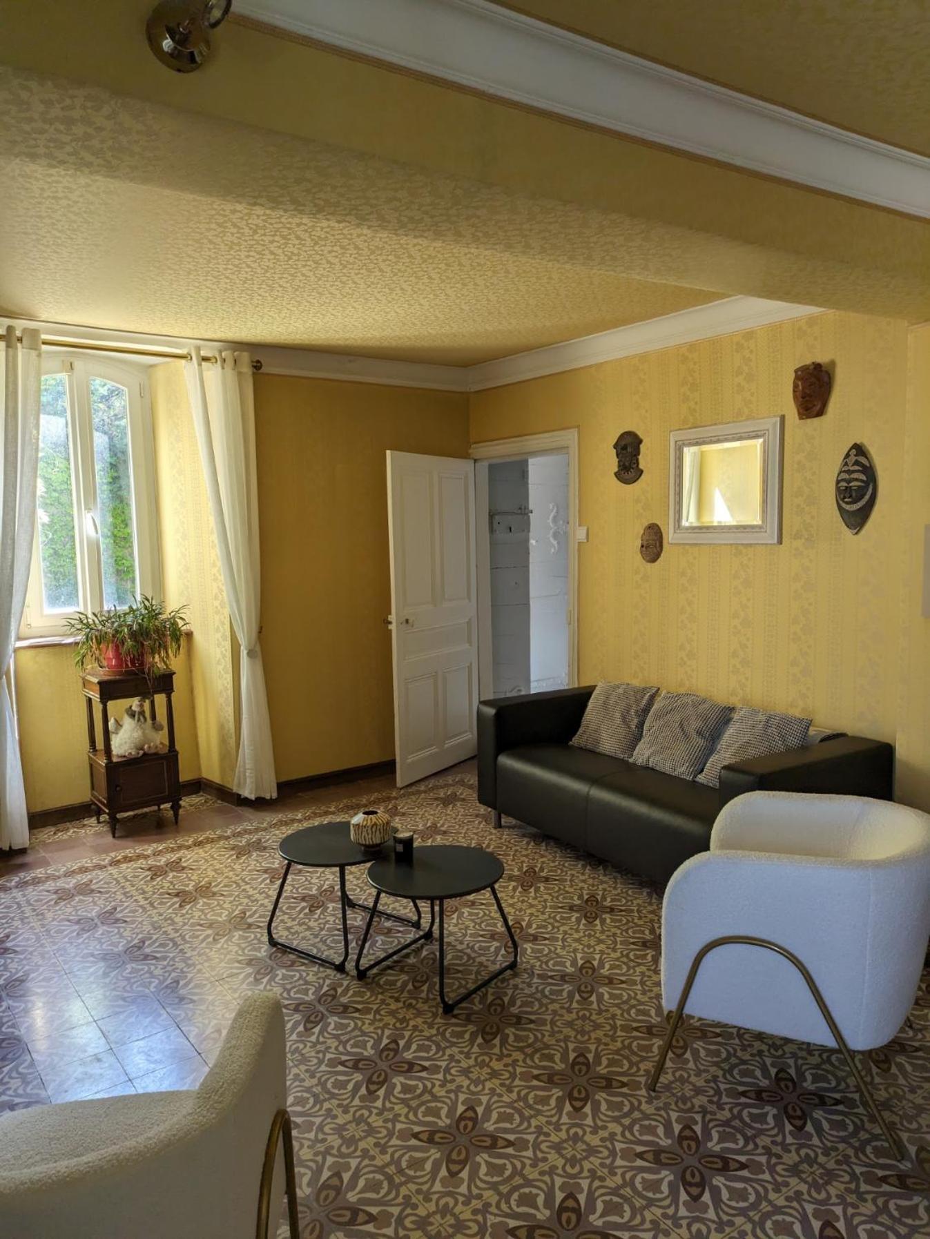 Le Domaine Du Soulier -Gite Et Chambres D'Hotes - La Maison Du Gardien Tornac 外观 照片