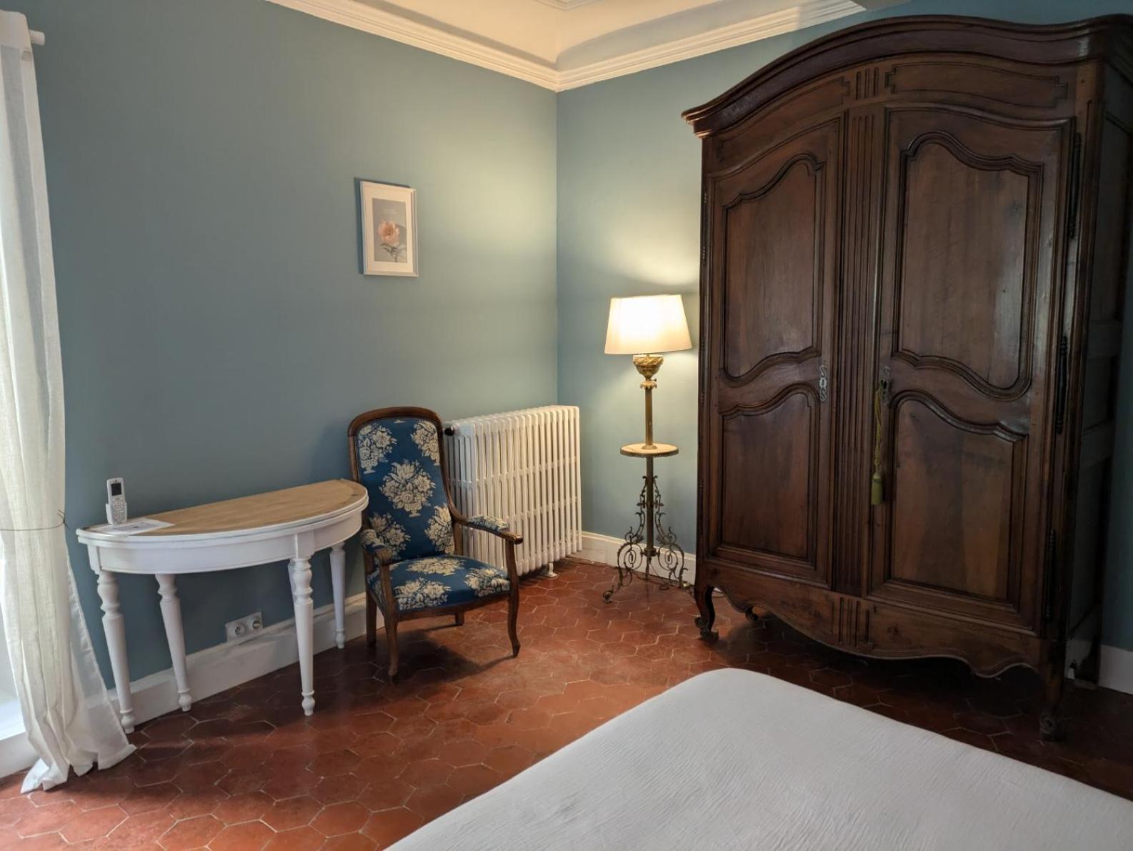 Le Domaine Du Soulier -Gite Et Chambres D'Hotes - La Maison Du Gardien Tornac 外观 照片